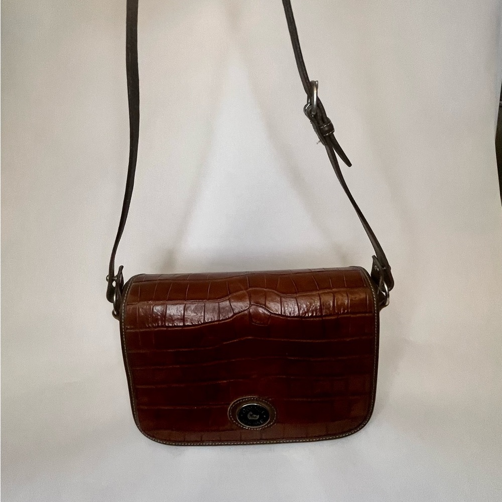 VTG DOONEY & BOURKE #42315 Croc Embossed Leather Mulberry Shoulder Crossbody Bag - Picture 2 of 9